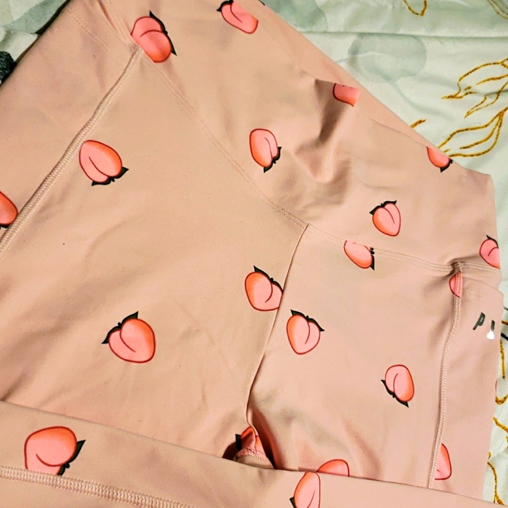 PINK Ultimate Legging Peach Large